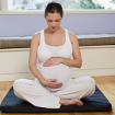 Các động tác yoga giúp mẹ bầu đánh bay mọi rắc rối thai kỳ