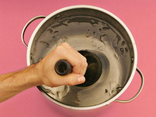 Mẹo cắt chai thủy tinh cực dễ không lo đứt tay