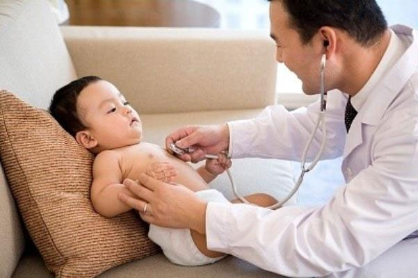 Bí quyết chăm sóc sức khỏe cho trẻ khi thời tiết giao mùa