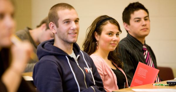 Chiến thuật làm bài thi TOEIC Listening part 2