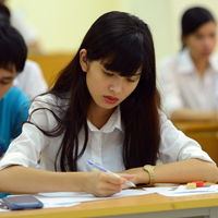 Đề thi học sinh giỏi môn tiếng Anh lớp 8 huyện Hoằng Hóa, Thanh Hóa năm học 2014 - 2015
