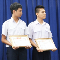 Đề thi chọn học sinh giỏi môn Tiếng Anh lớp 9 trường THCS Tân Trường, Hải Dương