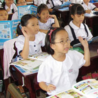 Đề thi học kì 1 môn Toán, Tiếng Việt lớp 2 trường tiểu học Nguyễn Bá Ngọc, Hà Nội năm 2015 - 2016
