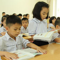 Đề thi học kì 1 môn Toán lớp 3 trường tiểu học Lạc Quới, An Giang năm 2015 - 2016