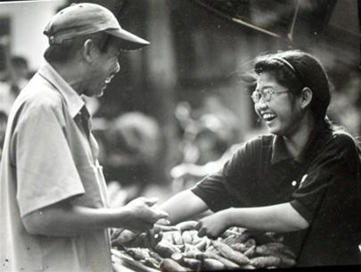 Viết bài tập làm văn số 5 lớp 10 đề 1 - Văn thuyết minh Viết bài tập làm văn số 5 lớp 10 đề 1 - Văn thuyết minh