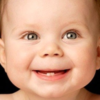 Mẹo nhỏ giúp trẻ không bị sốt khi mọc răng