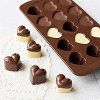 Cách làm socola hình trái tim cho Valentine