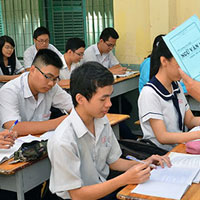 Đề thi thử Quốc gia lần 1 năm 2015 môn Ngữ Văn trường THPT Nguyễn Thị Minh Khai, Hà Tĩnh
