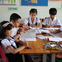 Đề thi học kì 1 môn Lịch sử - Địa lý lớp 5 trường tiểu học Bình Minh A, Hà Nội năm 2015 - 2016