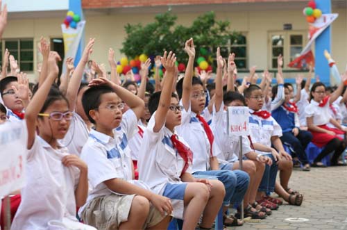 7 nguyên nhân trò làm việc riêng, nói chuyện riêng và cách xử lý