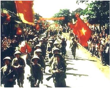 Lý thuyết Lịch sử 12 bài 21: Xây dựng xã hội chủ nghĩa ở miền Bắc, đấu tranh chống đế quốc Mĩ và chính quyền Sài Gòn ở miền Nam (1954-1965)