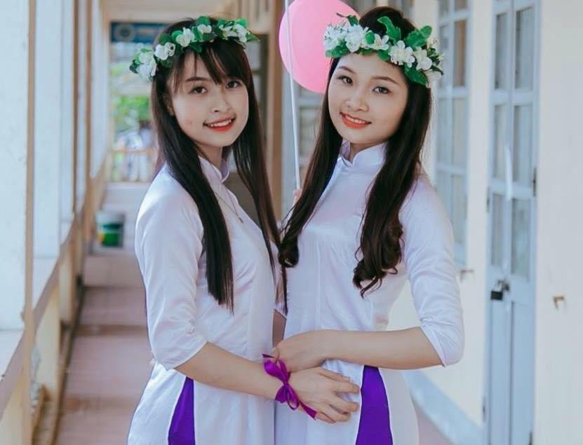 Cảm nghĩ ngày đầu tiên ở trong trường THPT