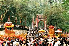 Thuyết minh về lễ hội truyền thống Lễ hội đền Hùng