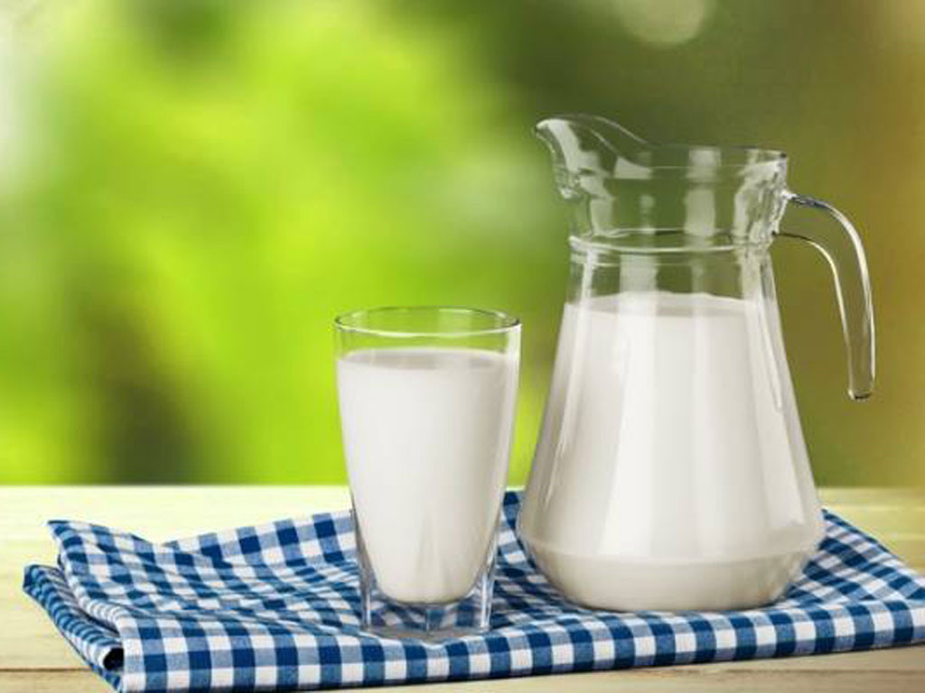 Cách uống rượu bia lâu say