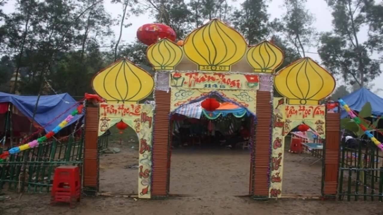 Cổng trại 26/3