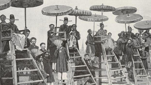 Phân tích bài Vịnh khoa thi Hương