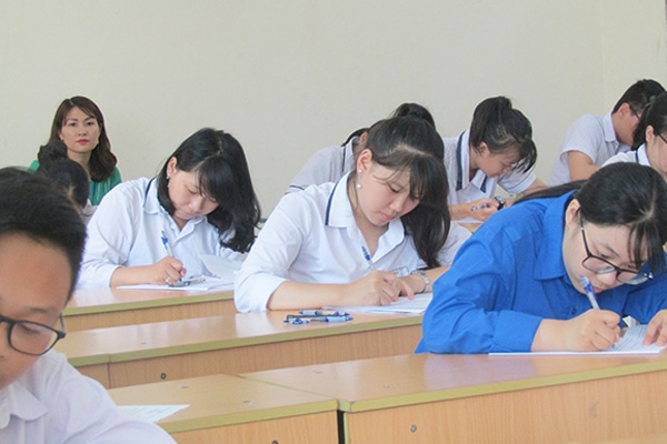 Hướng dẫn xem điểm thi tuyển sinh lớp 10 Kon Tum