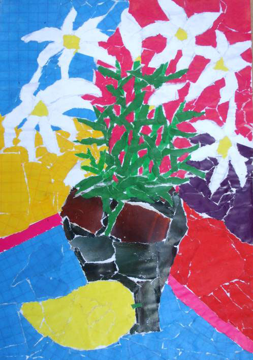 Soạn Mĩ thuật lớp 8 Bài 31: Vẽ theo mẫu – Xé dán giấy lọ hoa và quả