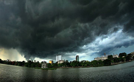 Tả cơn mưa dông