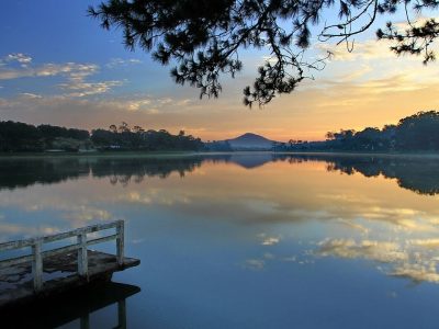 Thuyết minh về hồ Xuân Hương