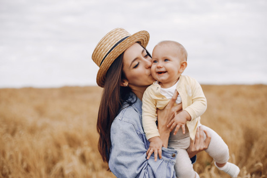 Văn mẫu lớp 7: Cảm nghĩ về người mẹ thân yêu của em