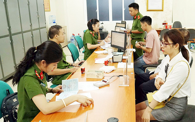 5 điều cần biết về thẻ Căn cước công dân gắn chip điện tử được phát hành kể từ tháng 1/2021 - Ảnh 3. 5 điều cần biết về thẻ Căn cước công dân gắn chip điện tử được phát hành kể từ tháng 1/2021