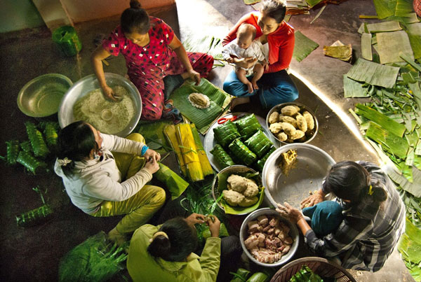 Tả không khí ngày Tết quê em lớp 6