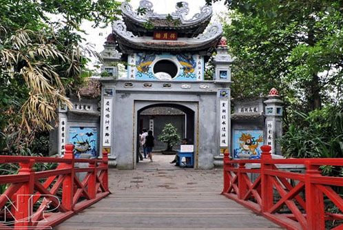 Thuyết minh về đền Ngọc Sơn