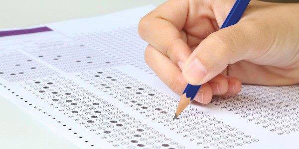 Cách sử dụng bút chì cho bé vào lớp 1 bền