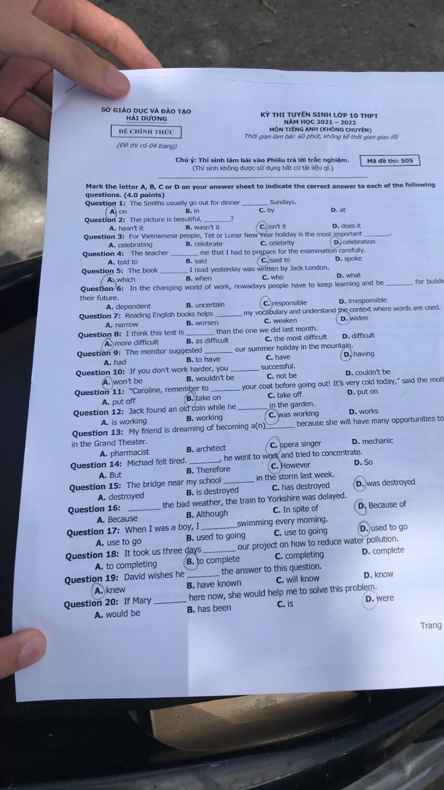 Đáp án đề thi tuyển sinh lớp 10 môn Anh tỉnh Hải Dương 2021