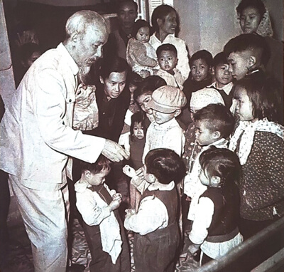 Bài 24: Chiếc rễ đa tròn - Luyện tập