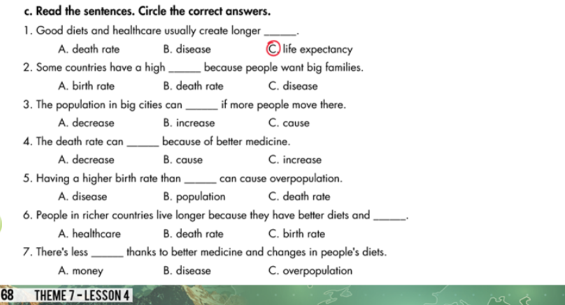 Smart World 7 Workbook giải bài tập Unit 7 Lesson 4