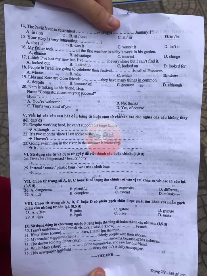 Đề thi tuyển sinh vào lớp 10 môn tiếng Anh Quảng Bình