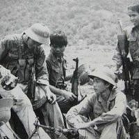 Đề 5: Cảm nhận về đoạn thơ: "Những đường Việt Bắc... đèo De, núi Hồng"