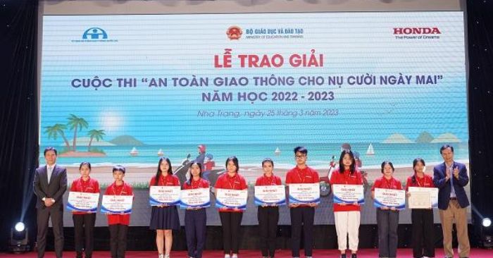 bai tap tieng viet lop 5 tap 1 trang 59 chan troi sang tao h4*635083