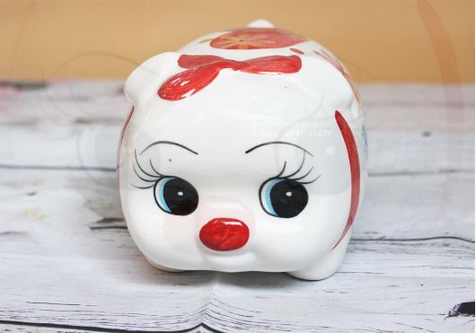 Viết một đoạn văn kể chuyện em nuôi con heo đất