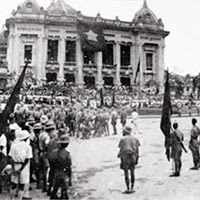 Giáo án Lịch sử - Địa lí 5 Bài 13: Cách mạng tháng Tám năm 1945