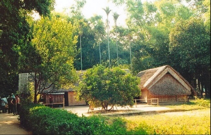 Khu di tích lịch sử quê Bác ở Kim Liên - Nghệ An