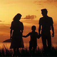 Giáo án Hoạt động trải nghiệm 7 Chủ đề 4: Chia sẻ trách nhiệm trong gia đình